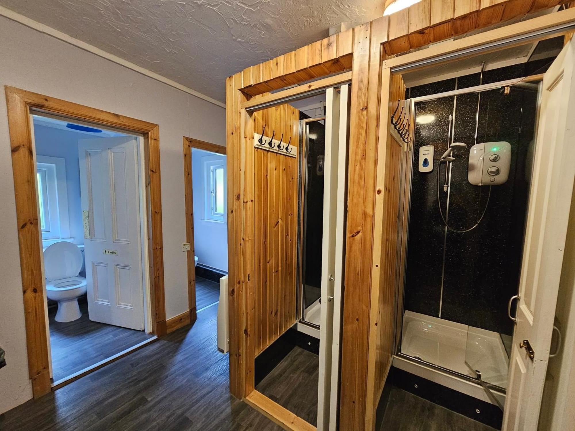 West Highland Lodge Кинлохливен Экстерьер фото